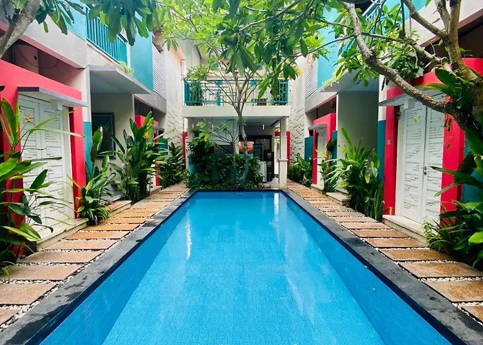 Hotel The Zhurga Seminyak Kerobokan