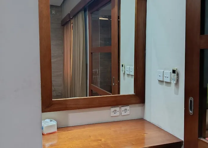 Hotel The Zhurga Seminyak 3*