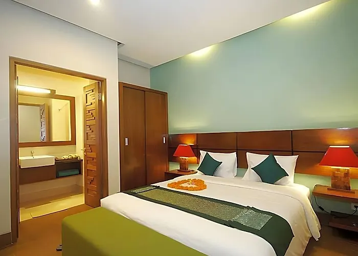 Hotel The Zhurga Seminyak 3*