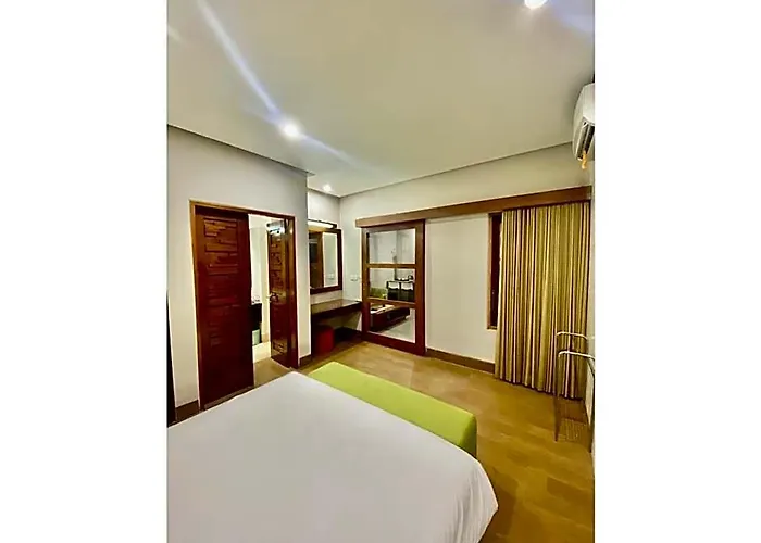 Hotel The Zhurga Seminyak