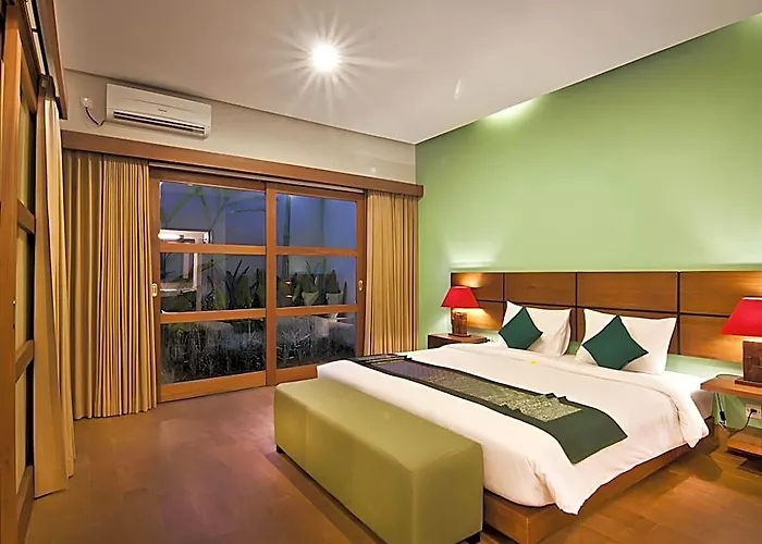 The Zhurga Seminyak Hotel 3*