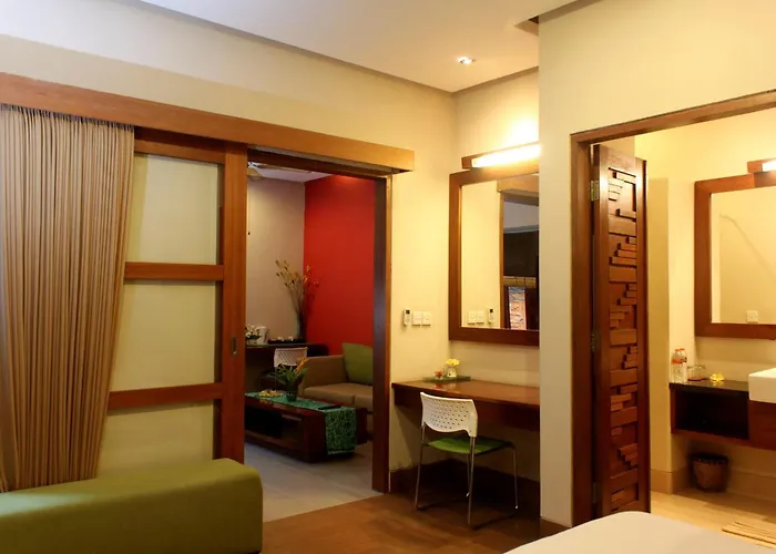 The Zhurga Seminyak 3*